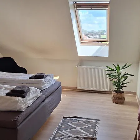 فندق مبيت وإفطار Groennebaek