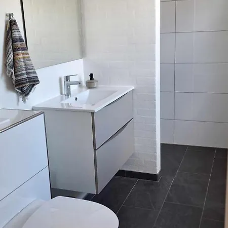 Groennebaek Bed & Breakfast Fovling