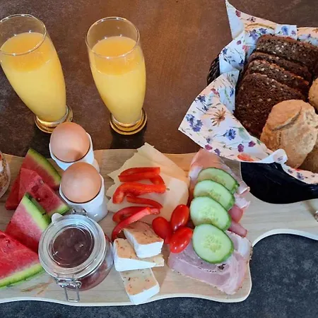 Groennebaek فندق مبيت وإفطار