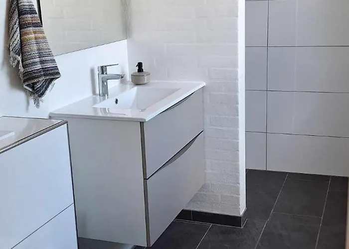 Groennebaek Nocleg ze śniadaniem Fovling